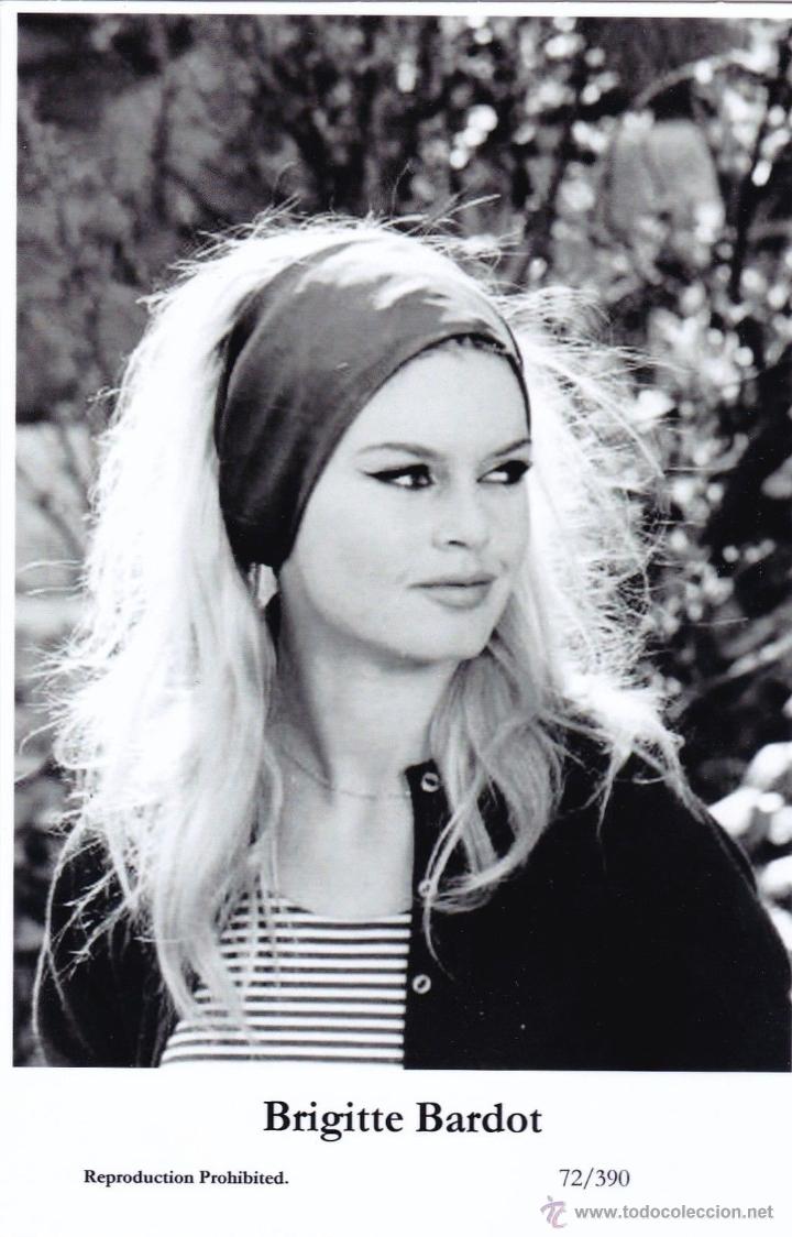 Cine: POSTAL DE BRIGITTE BARDOT SWITSURE 32