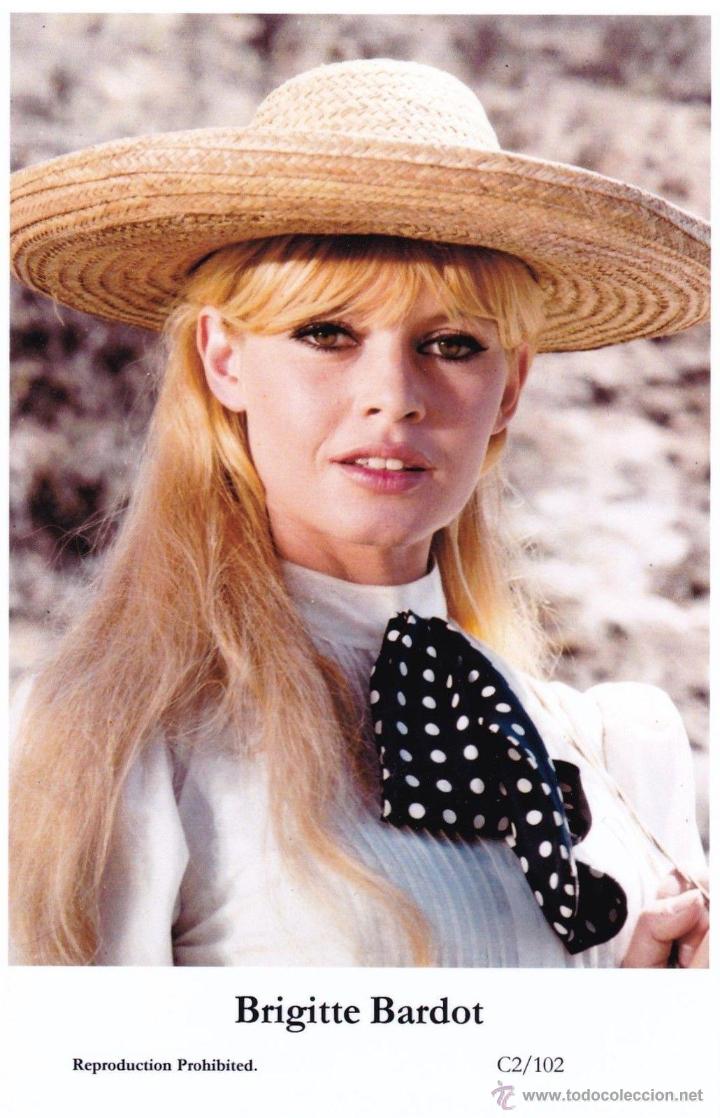 Cine: POSTAL DE BRIGITTE BARDOT SWITSURE 41