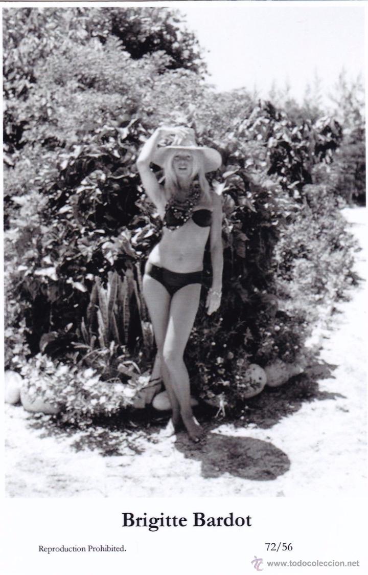 Cine: BRIGITTE BARDOT - Film star Pin Up - Publisher Swiftsure Postcards 2000
