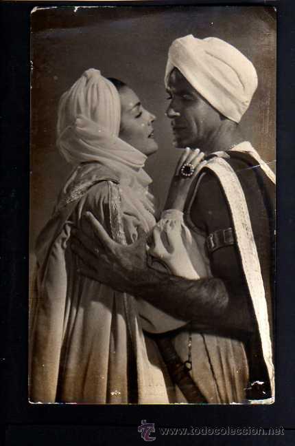 Cine: Carmen Sevilla y Reicardo Montlban. Los amantes del desierto. Escrita.