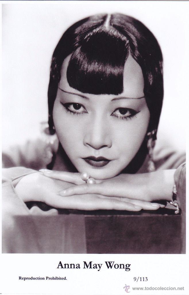 Cine: ANNA MAY WONG - Film star Pin Up PHOTO POSTCARD - Publisher Swiftsure Postcards 2000