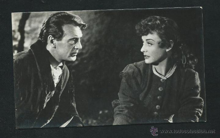 Cine: Paulette Goddard y Gary Cooper en Los Inconquistables.