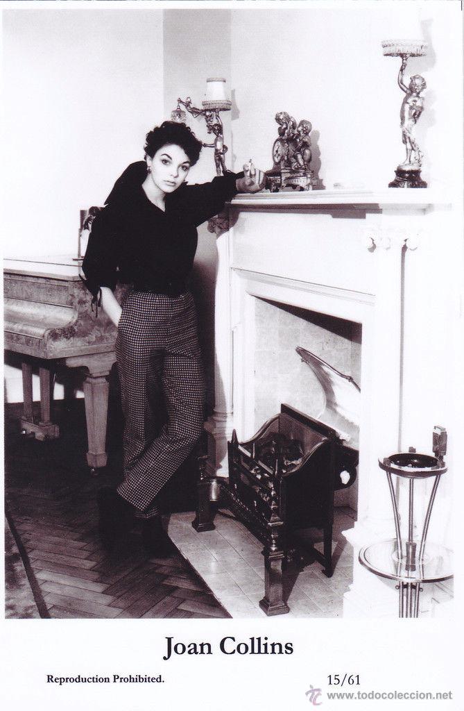 Cine: JOAN COLLINS - Film star Pin Up - Publisher Swiftsure Postcards 2000