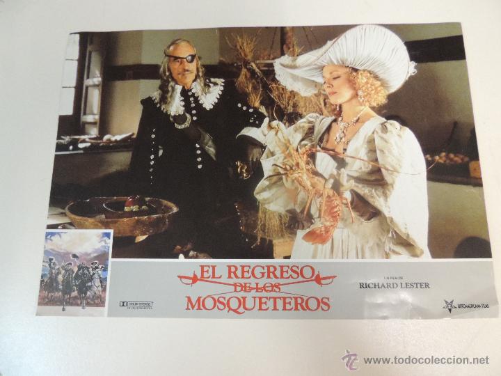 Cine: el regreso de los mosqueteros - fotocromo original - richard lester christopher lee