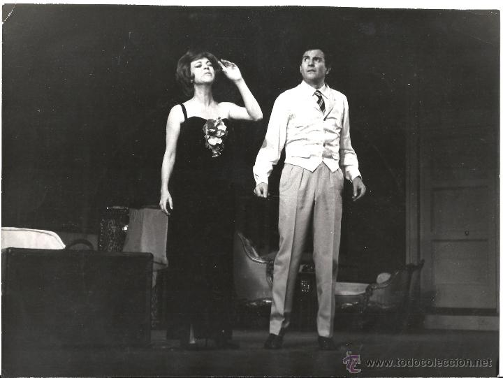 Kino: F20352 AMELIA DE LA TORRE ARTURO FERNANDEZ TEATRO DULCE PAJARO JUVENTUD FOTO ORIGINAL B/N ESPA&Ntilde;OLA
