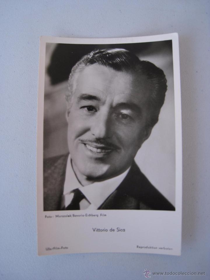 Cine: POSTAL ANTIGUA: VITTORIO DE SICA - FILM: CASINO DE PARIS.