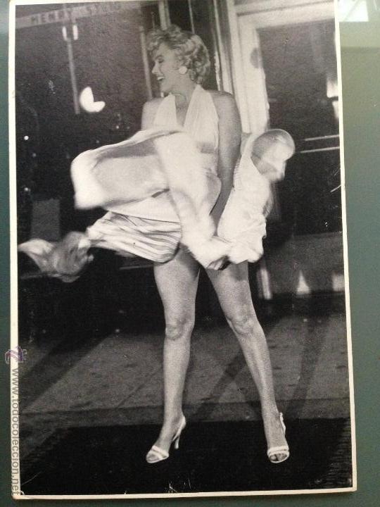 Cine: Foto postal 27 x 18 cm. Marilyn monroe