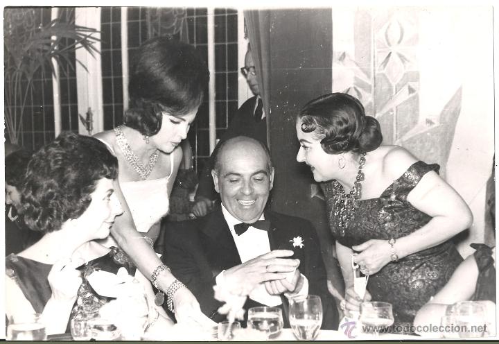 Cine: F21827 ESTRELLITA CASTRO PATRICIA LUJAN JOSE SOLIS RUIZ FOTO ORIGINAL B/N ESPA&Ntilde;OLA PRENSA WAGNER