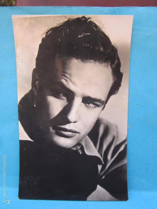 Cine: postal , marlon brando -- marte