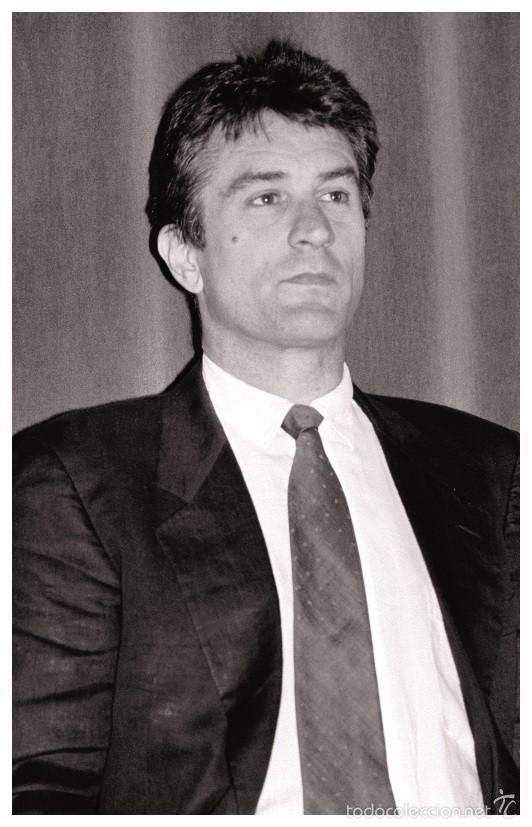 Cine: Film Series ROBERT DE NIRO actor PHOTO postcard - RWP 2003 (01)
