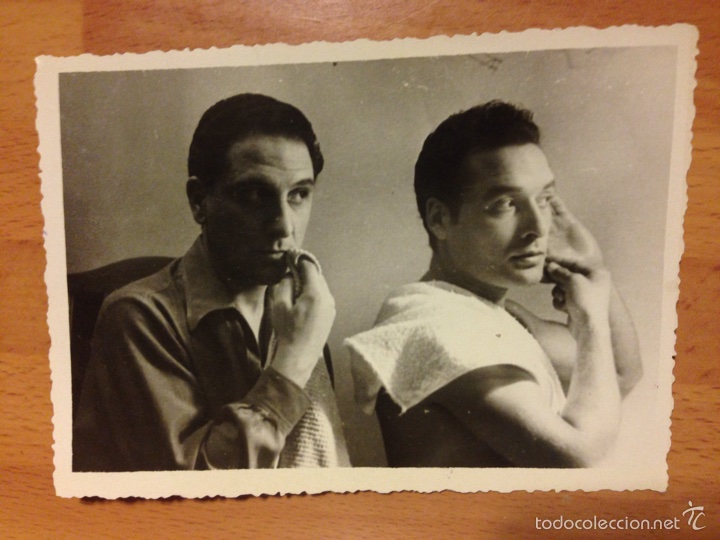 FOTO ORIGINAL JORGE MISTRAL Y JOSÉ BODALO MAQUILLÁNDOSE.1949 FOTO A SAIZ MADRID (Cine - Fotos y Postales de Actores y Actrices)