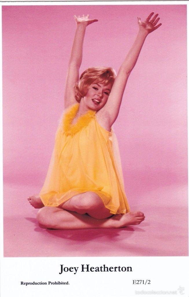 Cine: JOEY HEATHERTON - Film star Pin Up - Publisher Swiftsure Postcards 2000