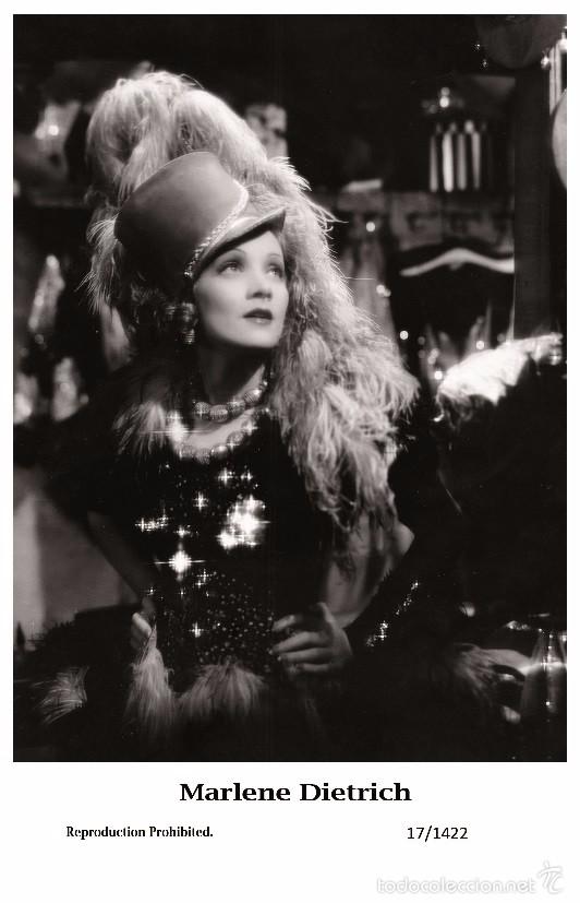 Cine: MARLENE DIETRICH - Film star Pin Up PHOTO POSTCARD- Publisher Swiftsure 2000 (17/142)