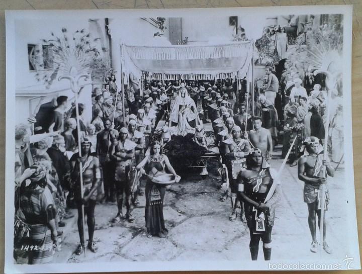 Cine: CLEOPATRA. FOTO 18X24. CLAUDETTE COLBERT. CECIL B. DE MILLE.