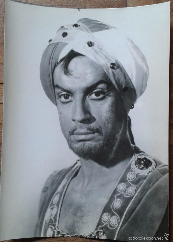 Cine: ANTONIO. LUNA DE MIEL. FOTO 20X26.