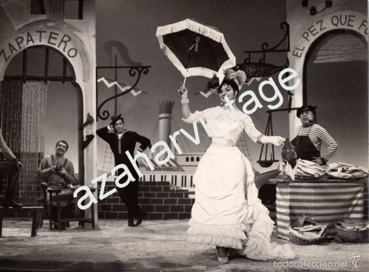 Cine: LOLA FLORES; FOTO ORIGINAL DE LA PELICULA EL BALCON DE LA LUNA,240X180MM