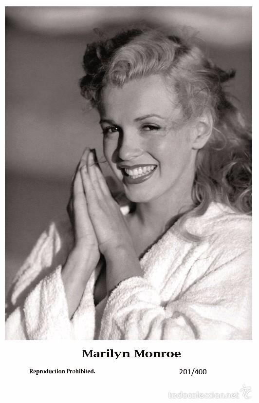 Cine: MARILYN MONROE - Film star Pin Up PHOTO POSTCARD- Publisher Swiftsure 2000 (201/400)