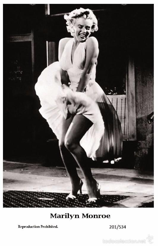 Cine: MARILYN MONROE - Film star Pin Up PHOTO POSTCARD- Publisher Swiftsure 2000 (201/534)