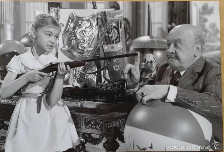 Cine: UN RAYO DE LUZ. FOTO 18X24. MARISOL, JULIO SANJUAN