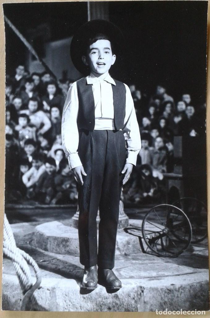 Cine: JOSELITO. ESCUCHA MI CANCI&Oacute;N. FOTO 12X18