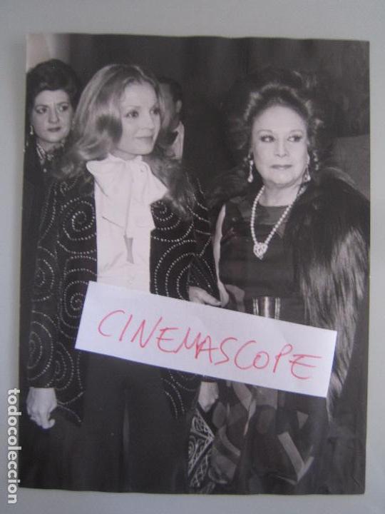 Cine: interesante foto original de carmen sevilla con celia gamez a&ntilde;os 70