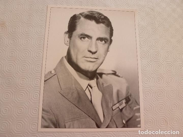 Cinema: FICHA POSTAL CARY GRANT (26CM X 20CM)-LOS 25 GRANDES MITOS DE HOLLYWOOD-