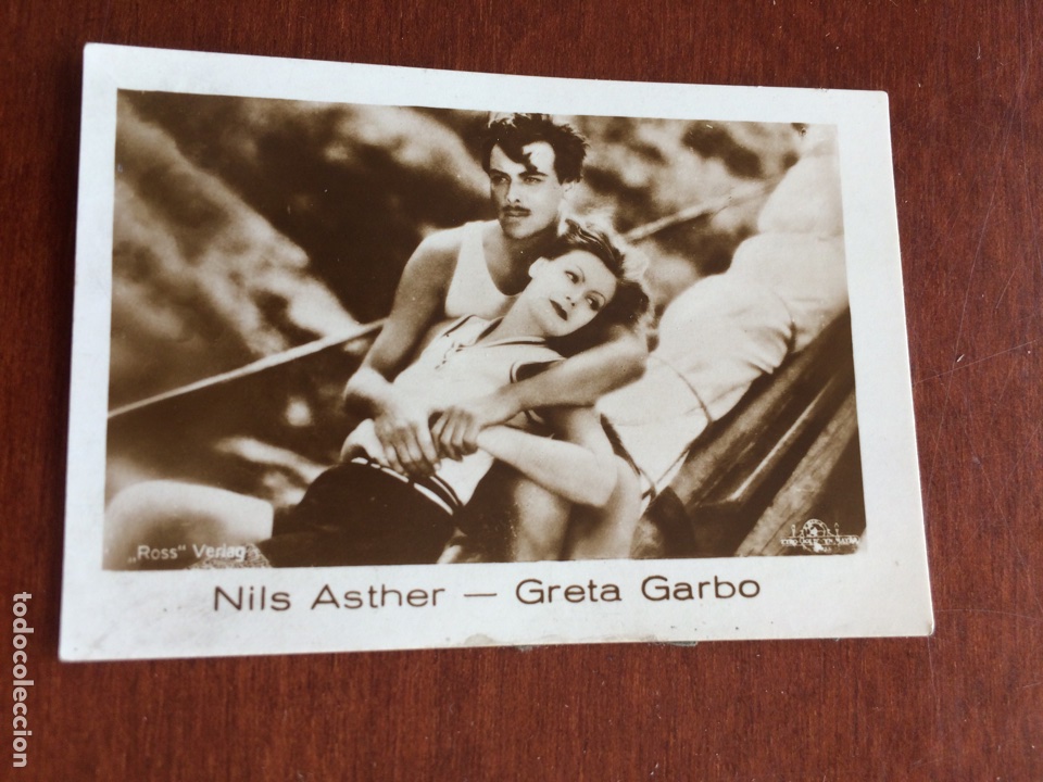 Cine: Antiguo cromo foto de greta garbo y nils asther