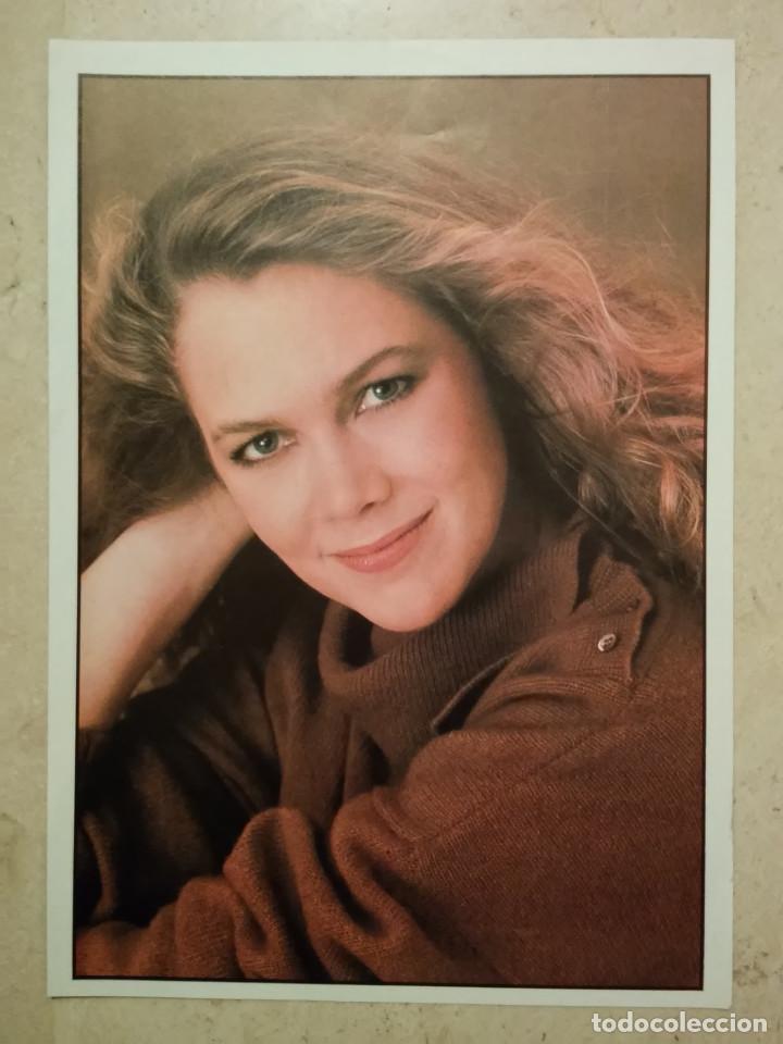 Cine: LAMINA ACARTONADA -A4- KATHLEEN TURNER