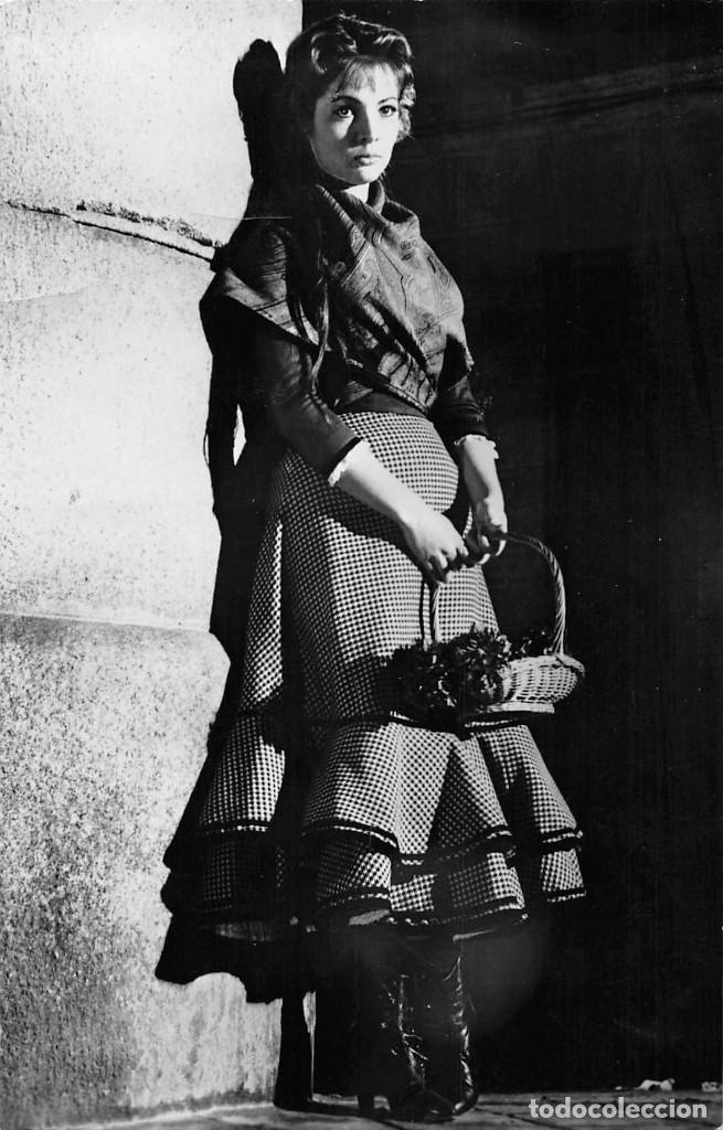 Cine: SARA MONTIEL.- INTERPRETE DEL FILM EN EASTMANCOLOR -LA VIOLETERA-- TEMPORADA 1958