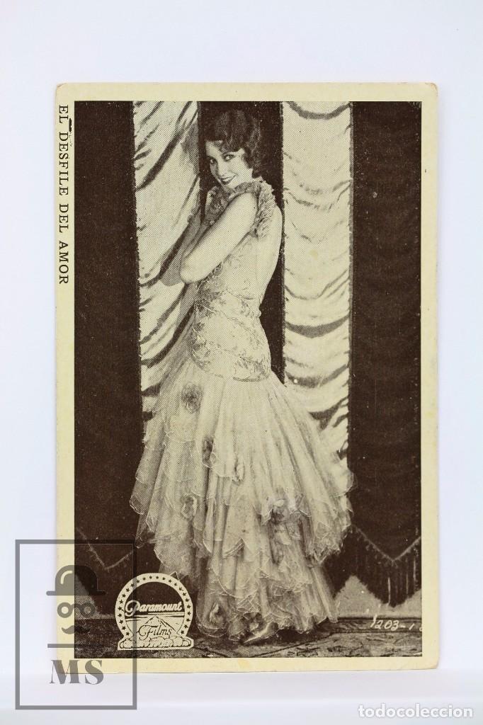 Kino: Tarjeta / Fotocromo - El Desfile del Amor - Paramount Films - Neules Antiga Casa Bac&aacute;s, Badalona