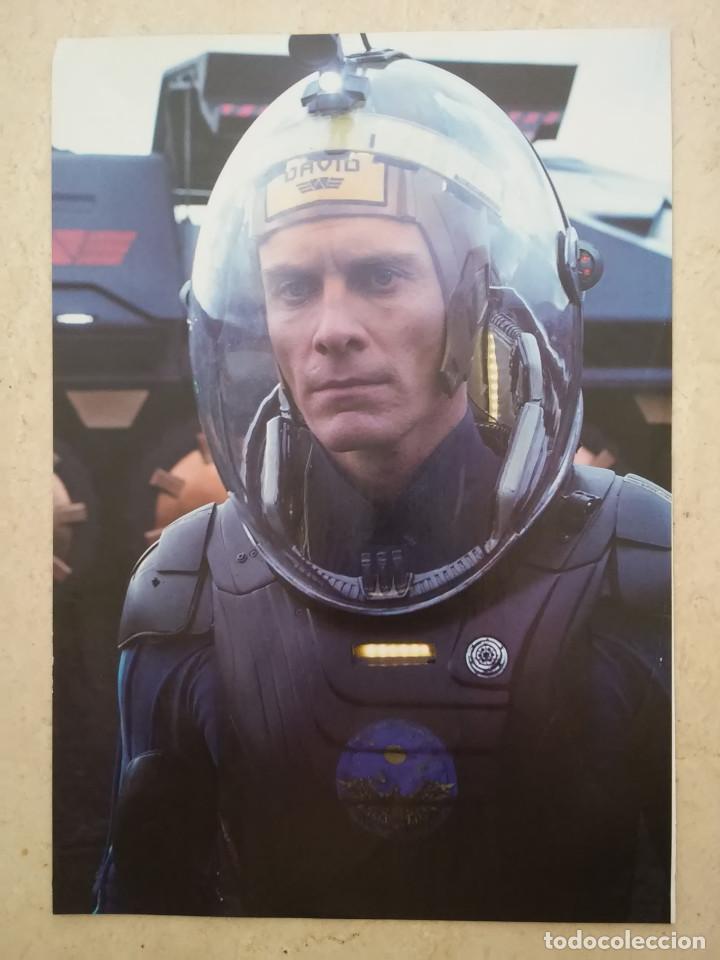 Cine: LAMINA ACARTONADA -A4- DAVID 8 ALIEN PROMETHEUS - MICHAEL FASSBENDER