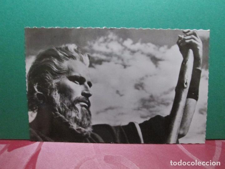Cine: CHARLTON HESTON