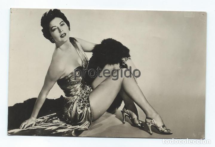 Cine: POSTAL. AVA GARDNER.