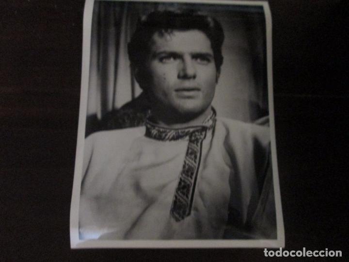 Cinema: GEOFFREY HORNE