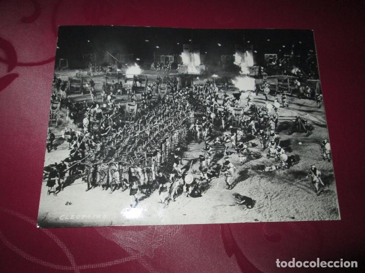 Cine: CLEOPATRA (2 FOTOS)