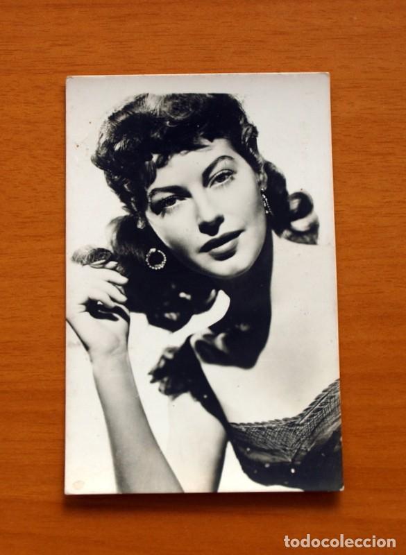Cine: Foto-Postal - Ava Gardner - Sin circular - Tama&ntilde;o 14x9