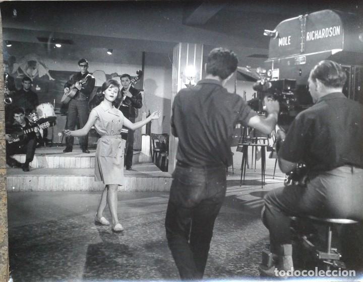 Cine: LA CHICA DEL TR&Eacute;BOL. FOTO 25X30CM. ROC&Iacute;O D&Uacute;RCAL
