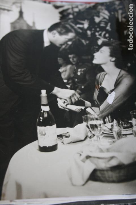 Cine: FOTO ORIGINAL GREGORY PECK    AVA GARDNER  16 X 22 CMS