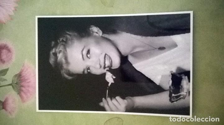Cine: Marilyn Monroe foto postal 5