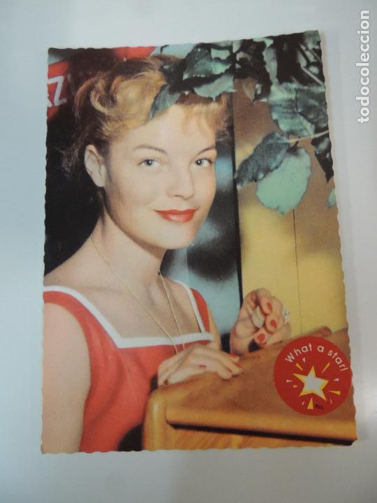 Cine: romy schneider - postal original color - troquelada