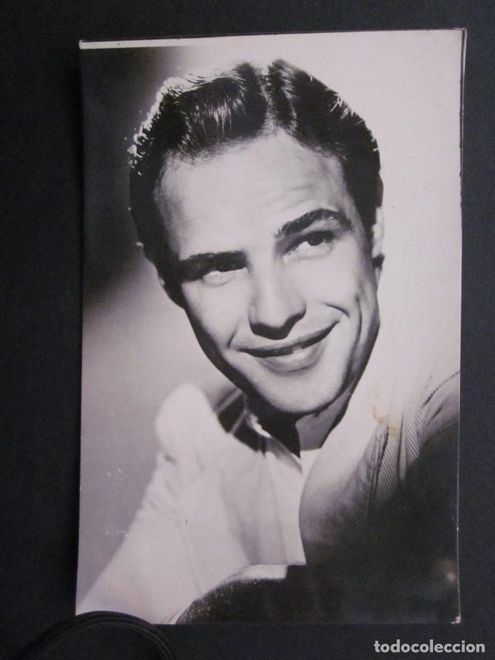 Cine: POSTAL MARLON BRANDO
