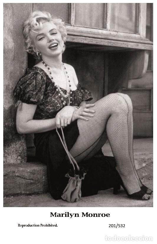 Cine: MARILYN MONROE - Film star Pin Up PHOTO POSTCARD - 201-532 Swiftsure Postcard