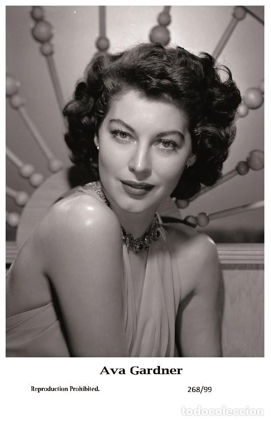 Cine: AVA GARDNER - Film star Pin Up PHOTO POSTCARD - 268-99 Swiftsure Postcard