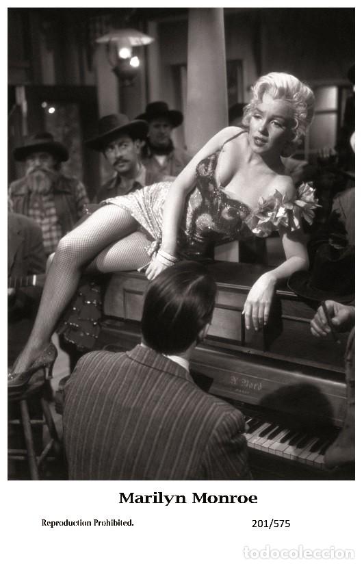 Cine: MARILYN MONROE - Film star Pin Up - Swiftsure PHOTO  Postcard 2000 201/575
