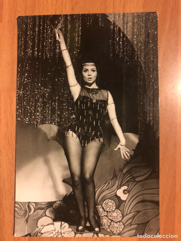 Cine: Antigua postal de Sara sarita Montiel en la reina del chantecler