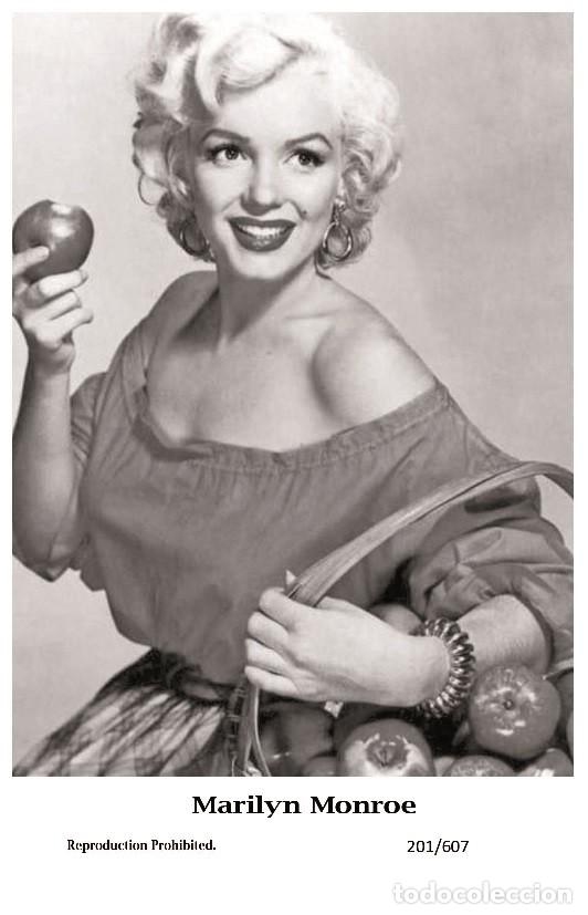 Cine: MARILYN MONROE - Film star Pin Up PHOTO POSTCARD - 201-607 Swiftsure Postcard