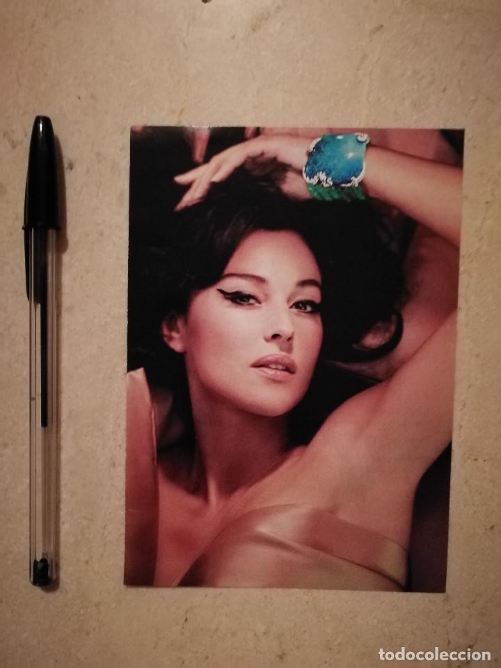 Cine: TARJETA PAPEL -10*15-Monica Bellucci - ALBUM - OJOS