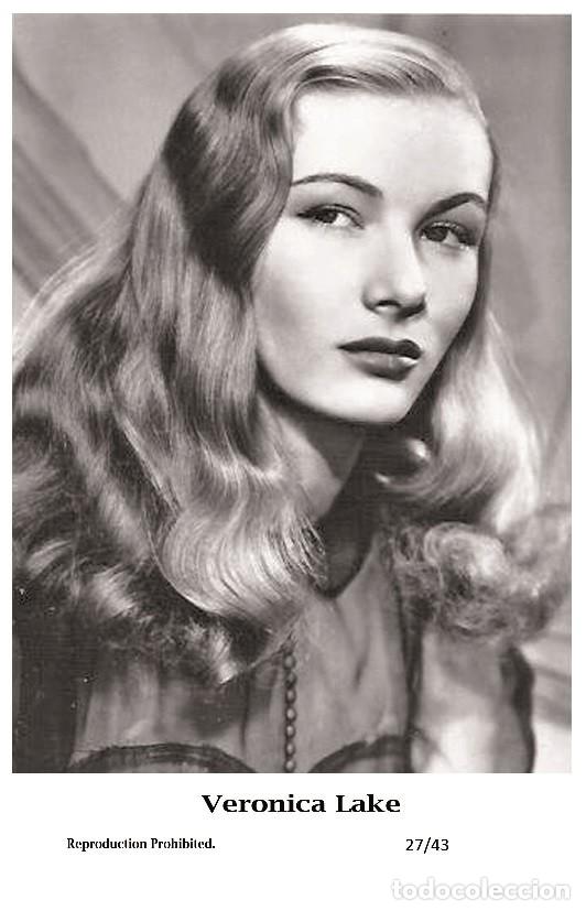 Cine: VERONICA LAKE - Film star Pin Up PHOTO POSTCARD - 27-43 Swiftsure Postcard