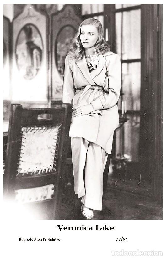 Cine: VERONICA LAKE - Film star Pin Up PHOTO POSTCARD - 27-81 Swiftsure Postcard