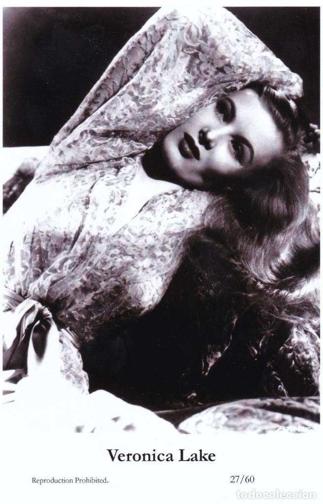 Cine: VERONICA LAKE - Film star Pin Up PHOTO POSTCARD - 27-60 Swiftsure Postcard
